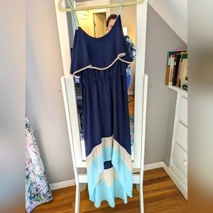 Maxi dress, high low